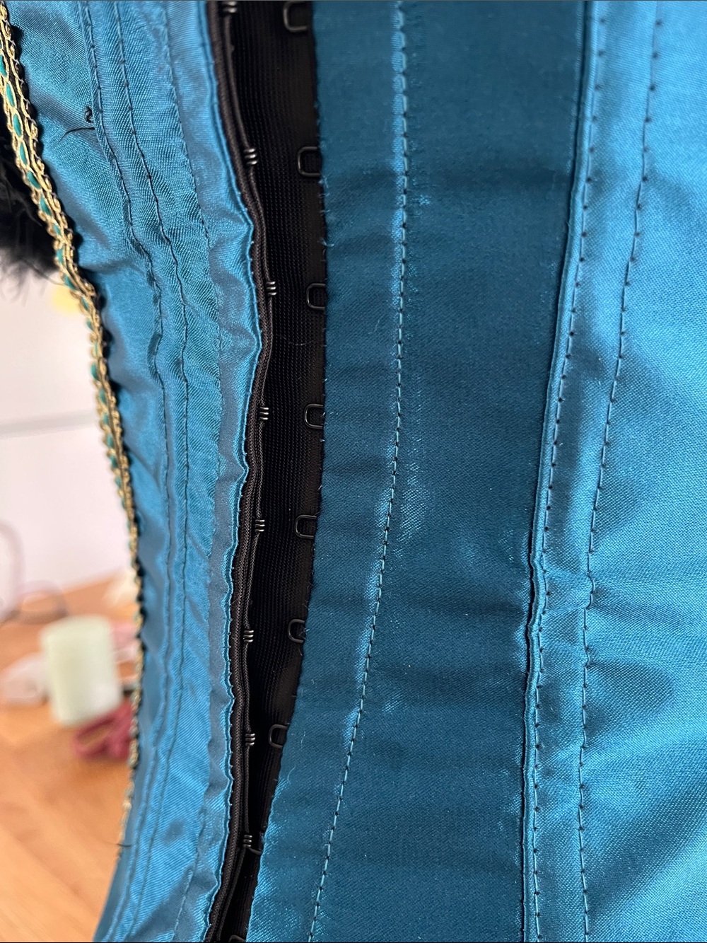 Teal Peacock Feather Bustier Corset Top - Picture 4 of 6